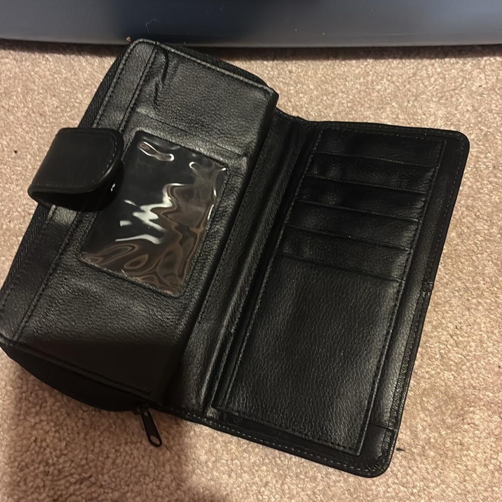 Wallet - Picture 2 of 3